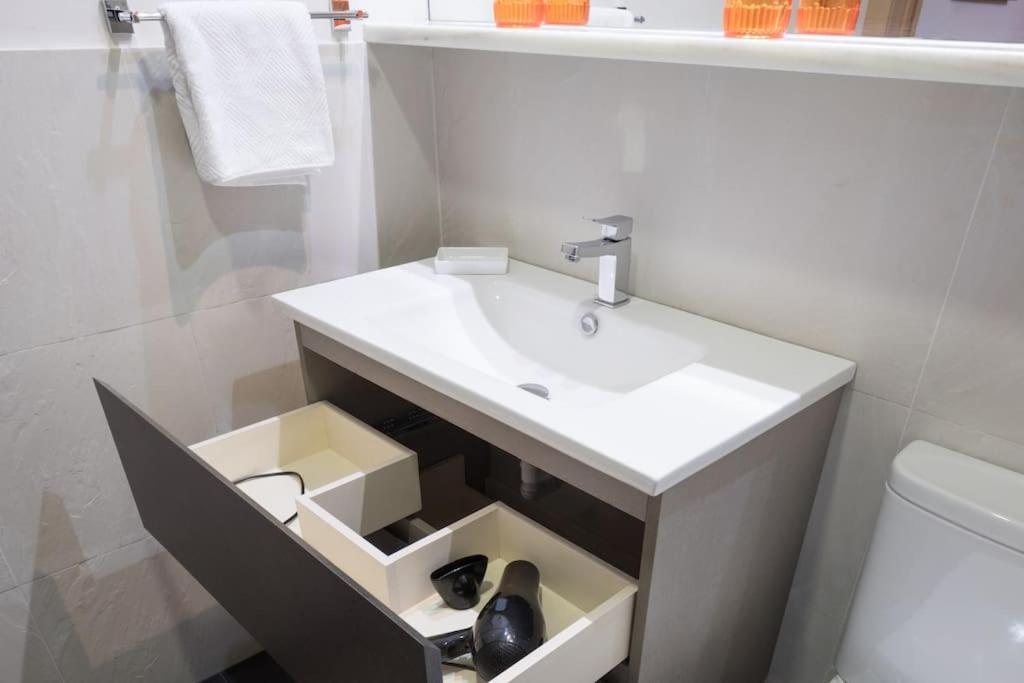 Vista Alhambra I- Private Roof Top Terrace - Wifi 格拉纳达 外观 照片